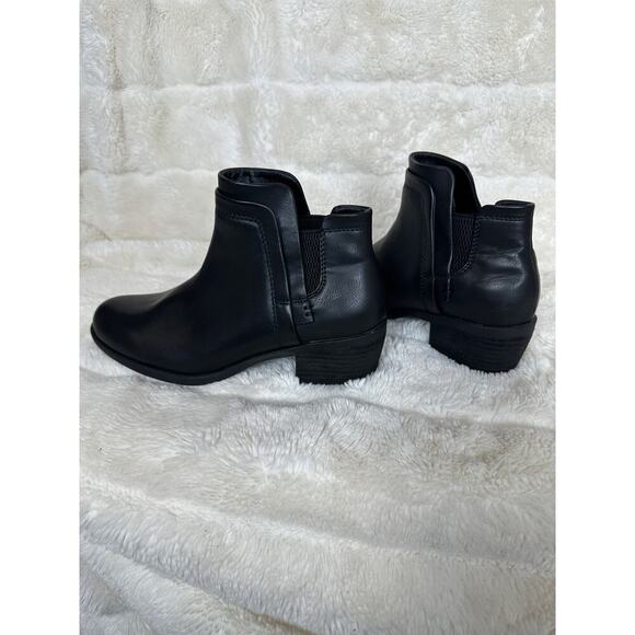 b.o.c. Grover Bootie 6 M Leather Black Heeled Chelsea Black Pull On - Picture 3 of 5